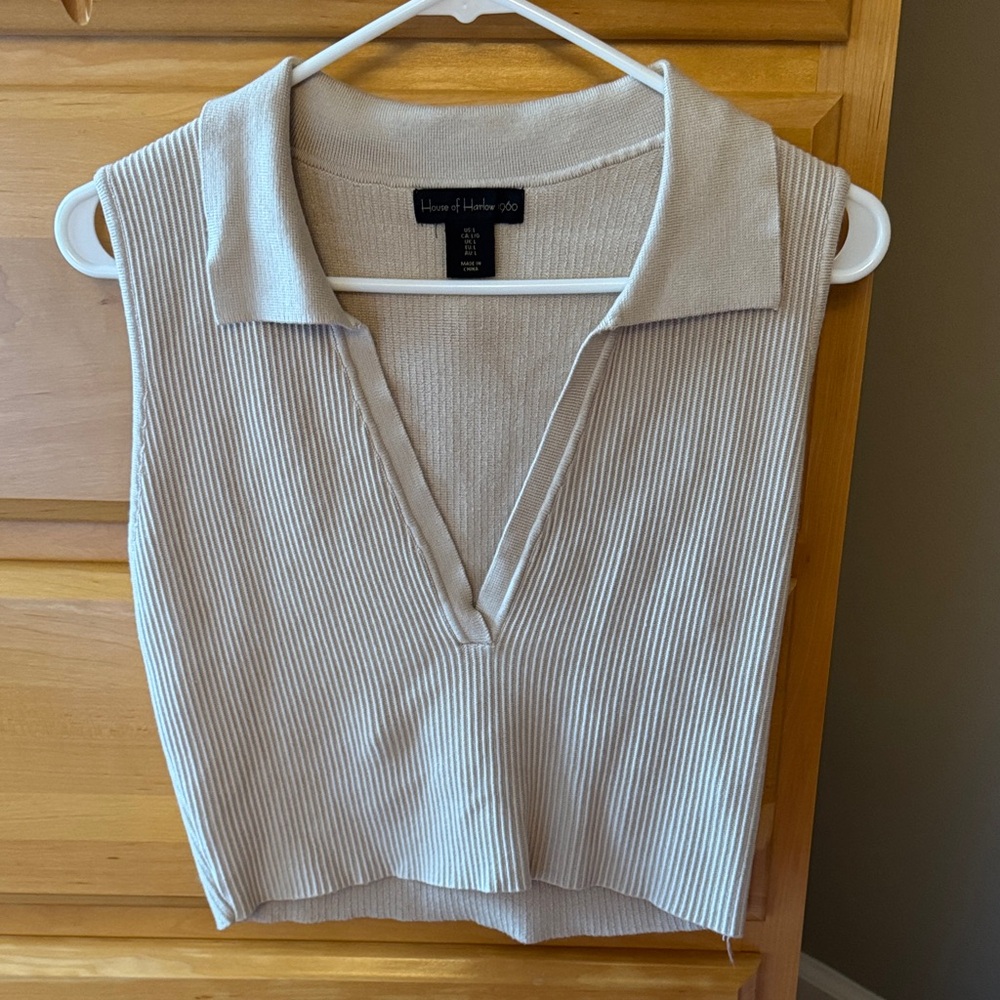 House of Harlow Beige Ribbed Crop Top